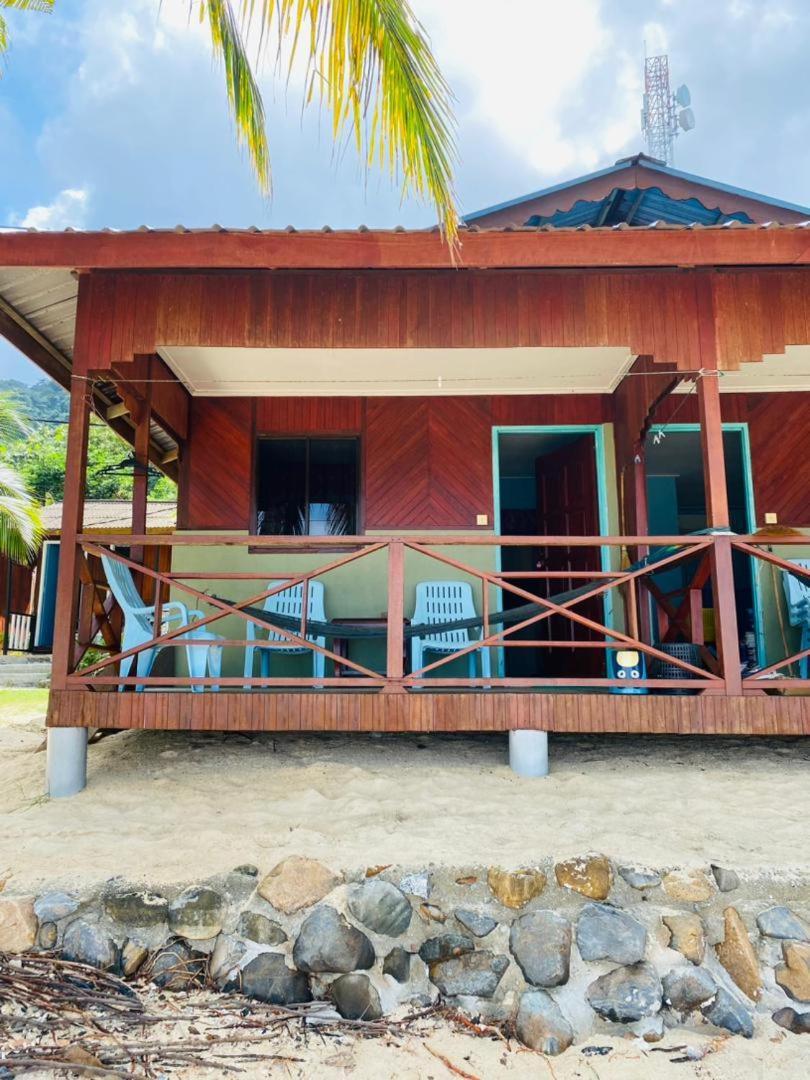 Ella'S Place Salang Tioman Kampong Ayer Batang 외부 사진