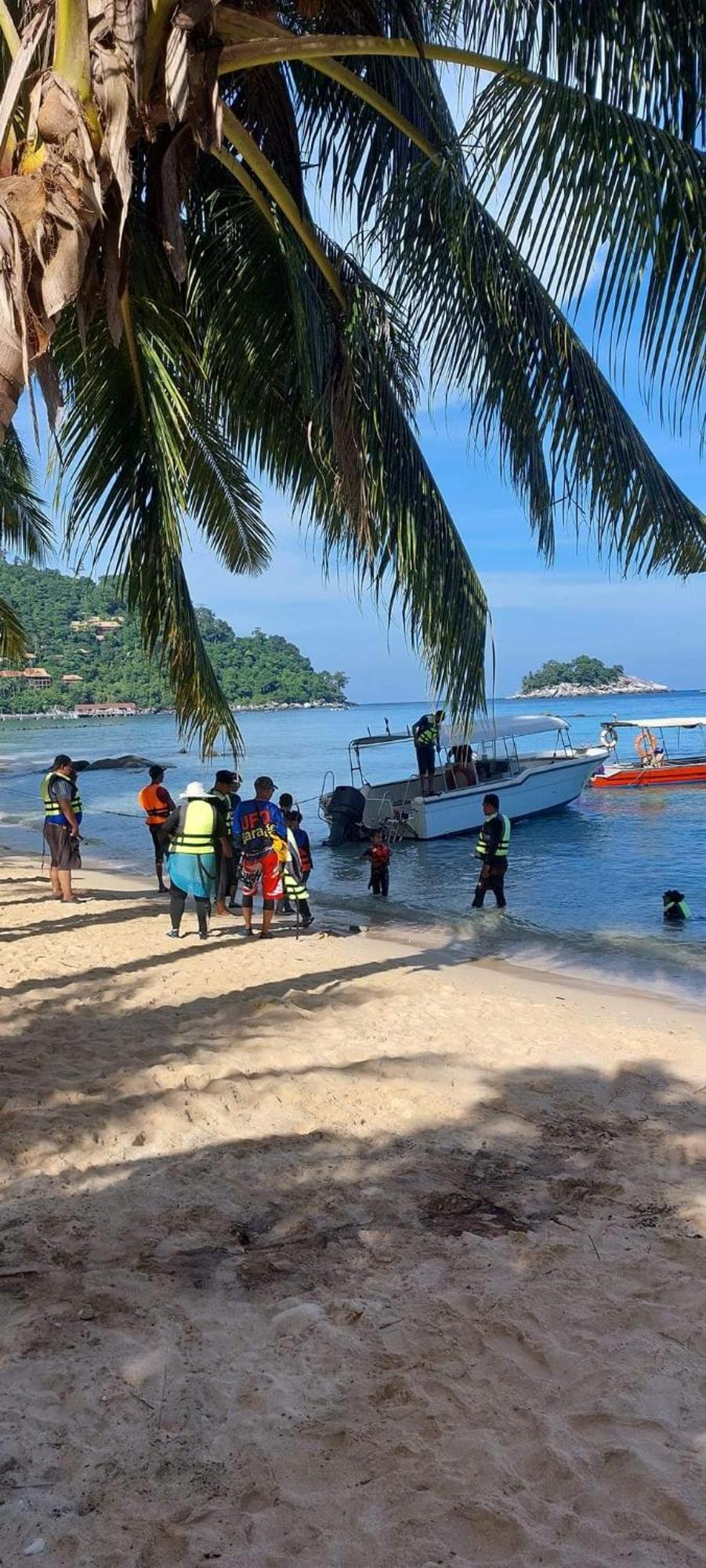 Ella'S Place Salang Tioman Kampong Ayer Batang 외부 사진