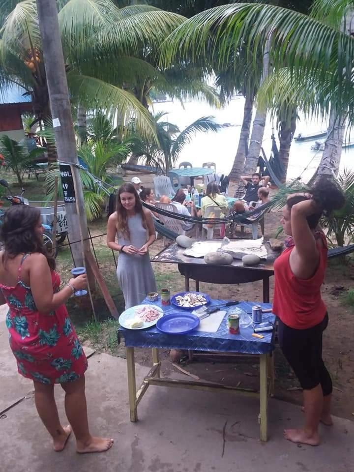Ella'S Place Salang Tioman Kampong Ayer Batang 외부 사진
