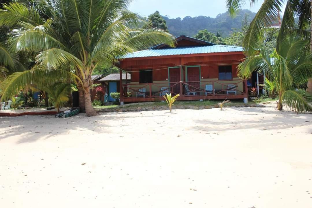 Ella'S Place Salang Tioman Kampong Ayer Batang 객실 사진